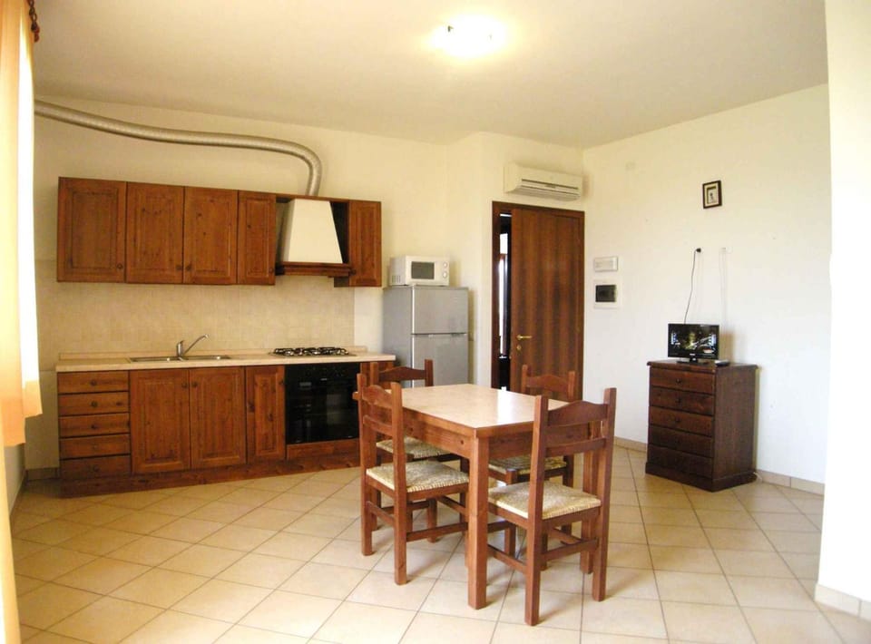 TV and multimedia, Kitchen or kitchenette, Dining area