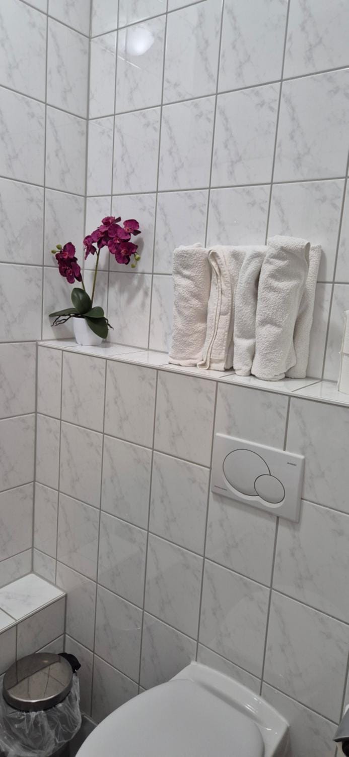 Bathroom, Bath