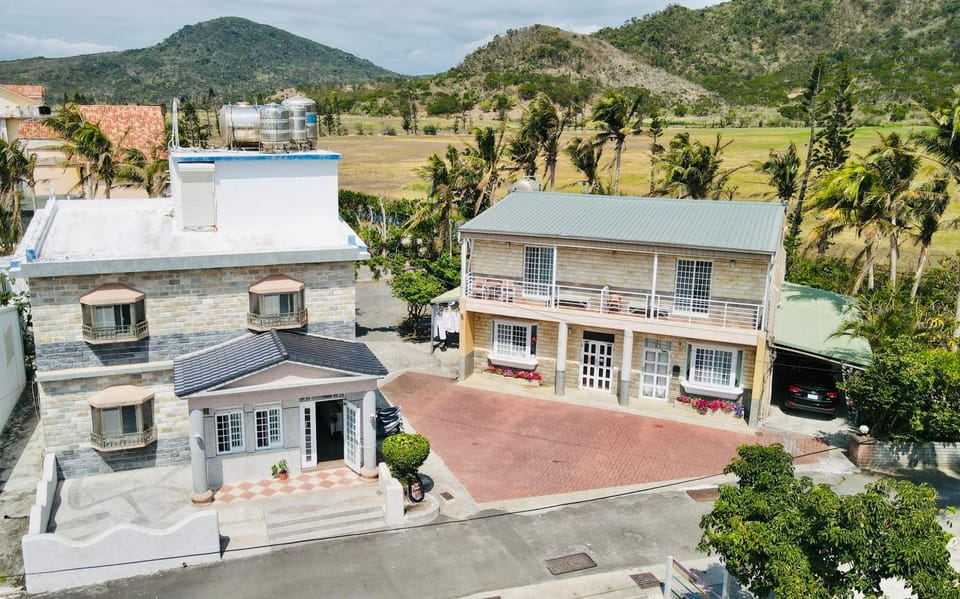 Property building, Day, Bird's eye view