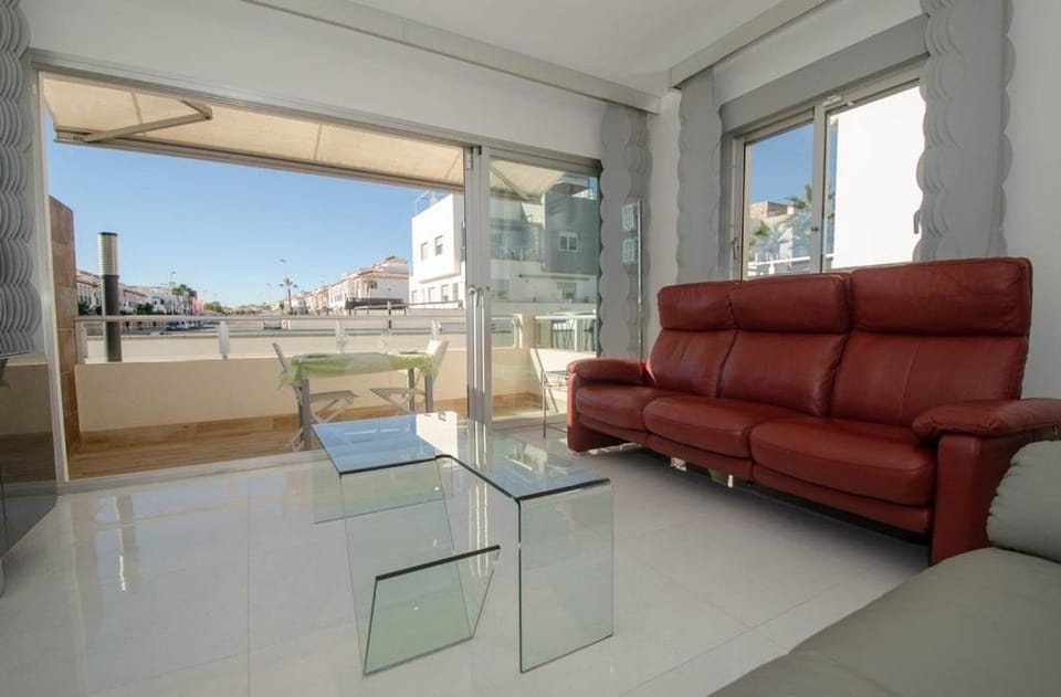 MarinaMed Residencial, Casa 2 House in Vega Baja del Segura
