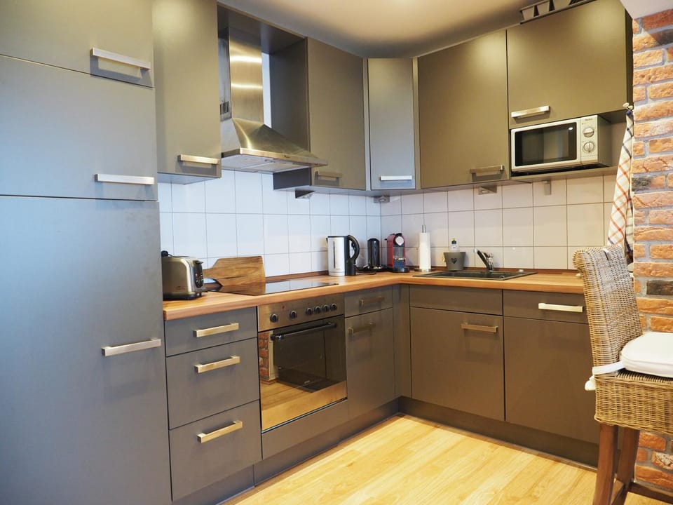Coffee/tea facilities, Kitchen or kitchenette, dishwasher, minibar, pet friendly, stove, toaster