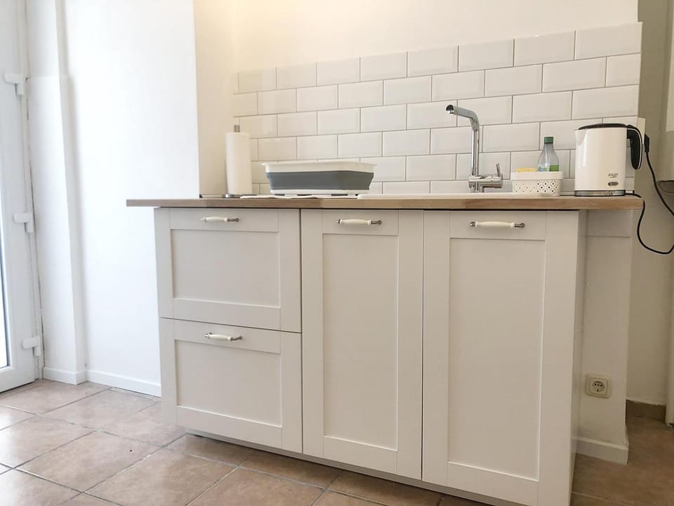 Coffee/tea facilities, Kitchen or kitchenette