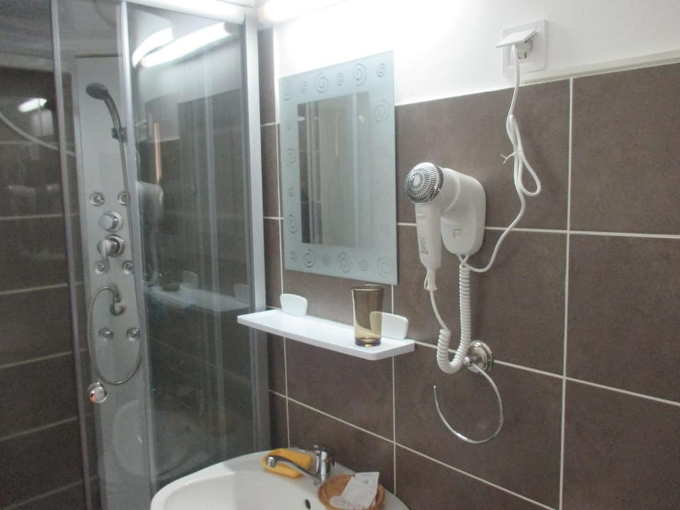 Pensiunea Boema Bed and Breakfast in Cluj-Napoca