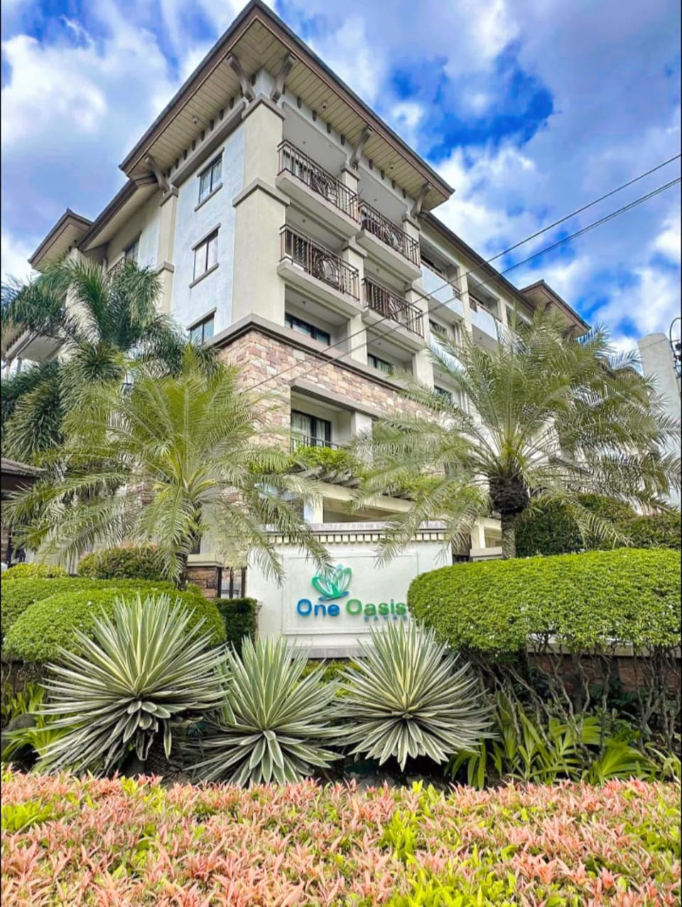Ecowest Condo beside SM Mall Apartment in Davao City