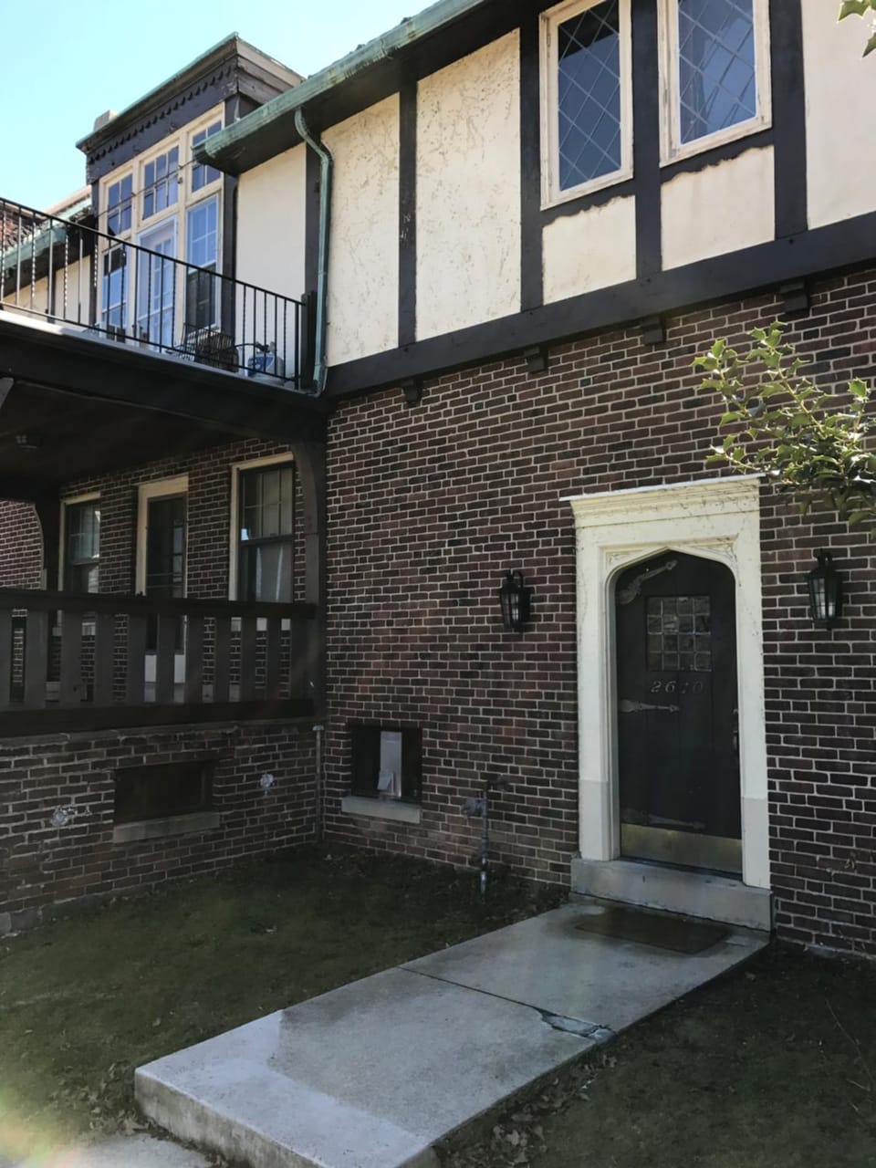 Property building, Facade/entrance