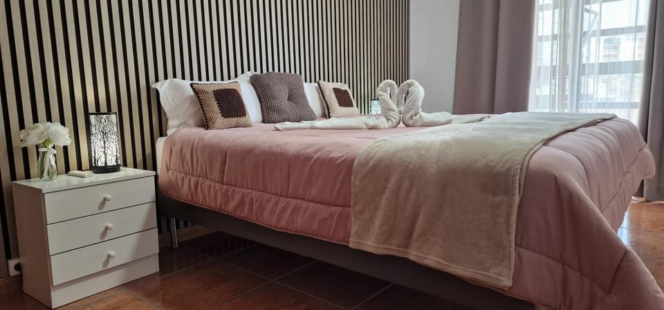 Bed, Bedroom, soundproof