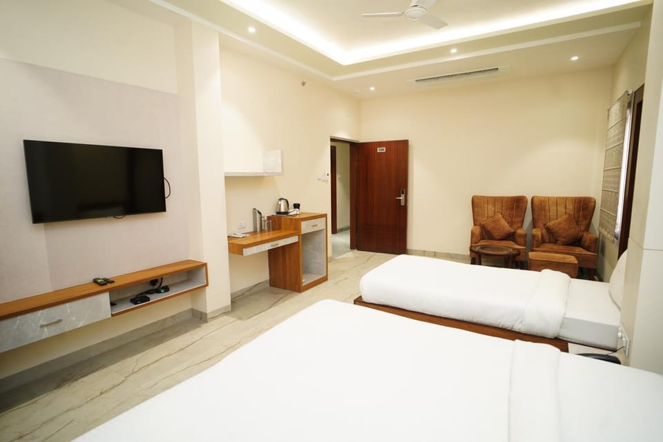 Hotel City Grand Varanasi Hotel in Varanasi