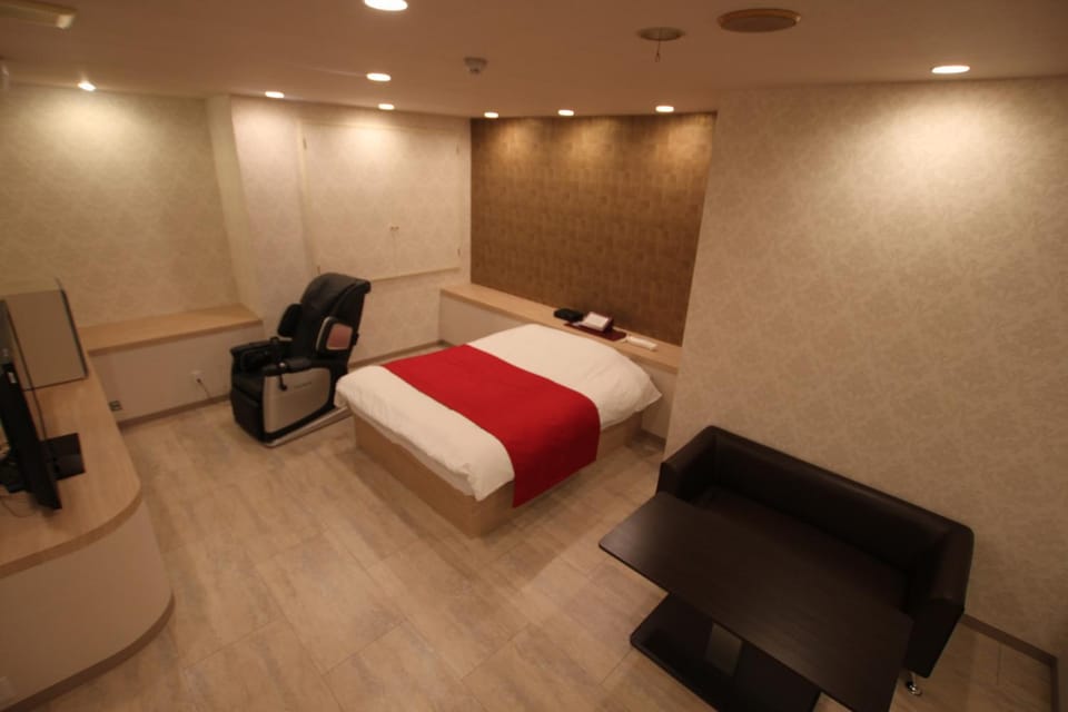 Photo of the whole room