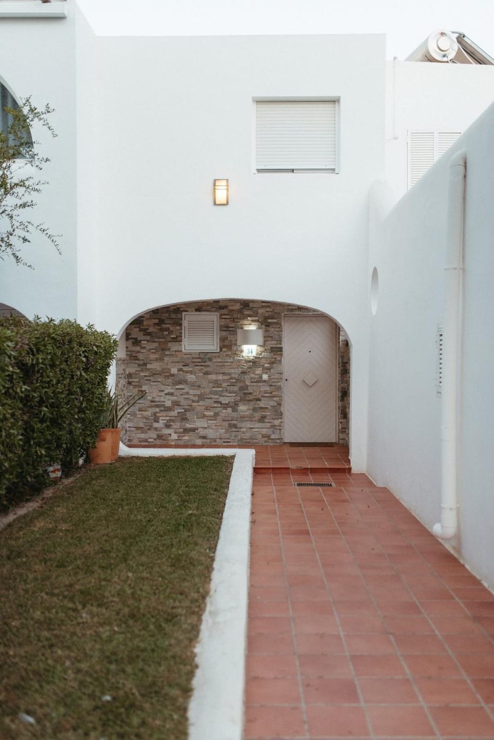 Facade/entrance