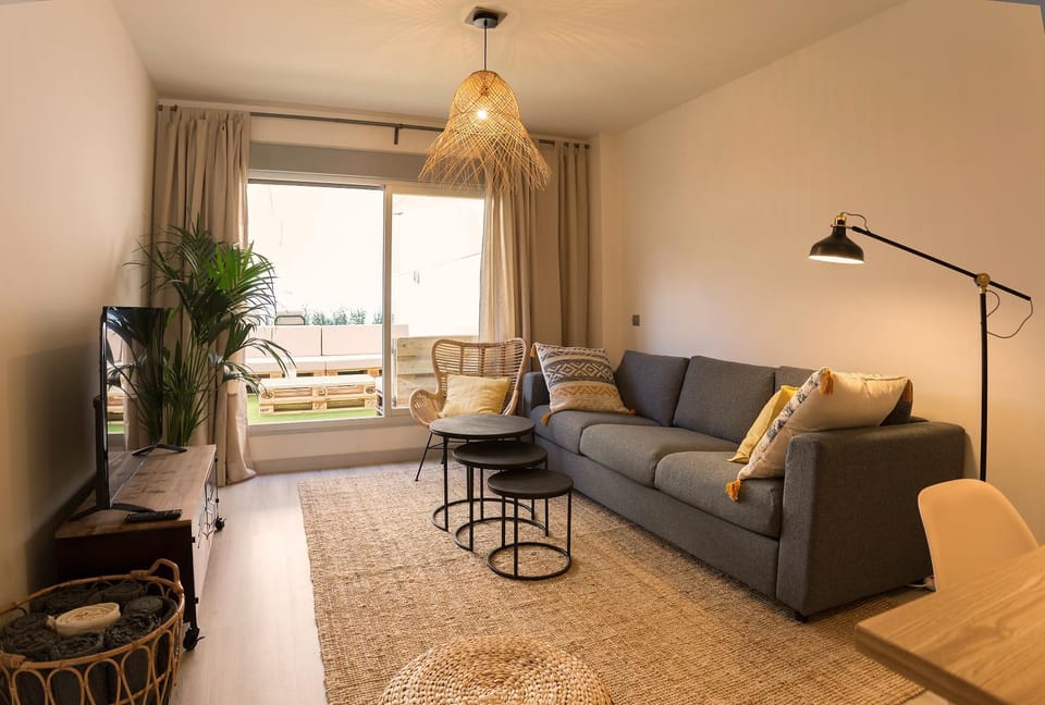 Lounge or bar