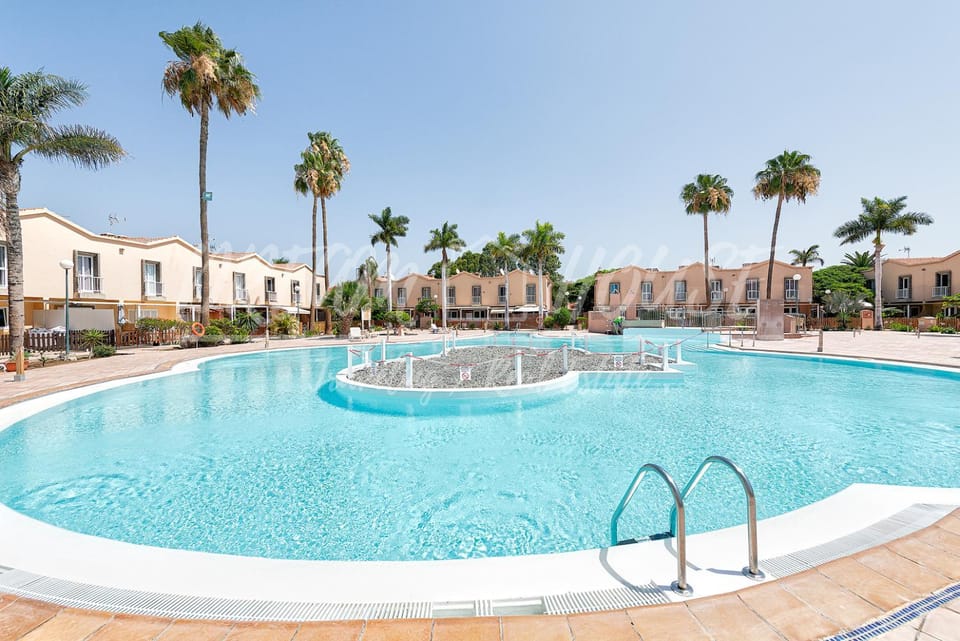 Day, Pool view, Swimming pool