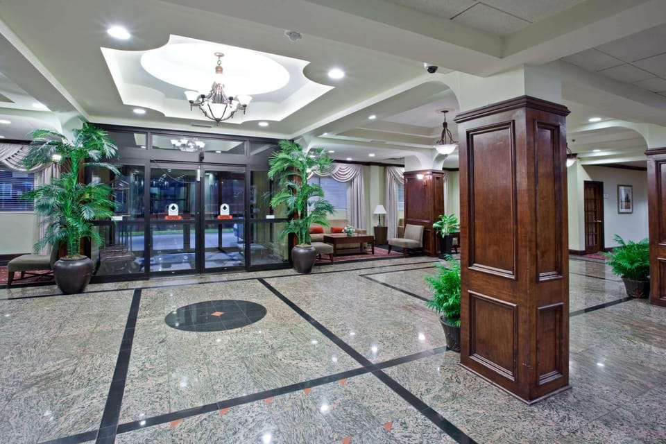 Lobby or reception, On site