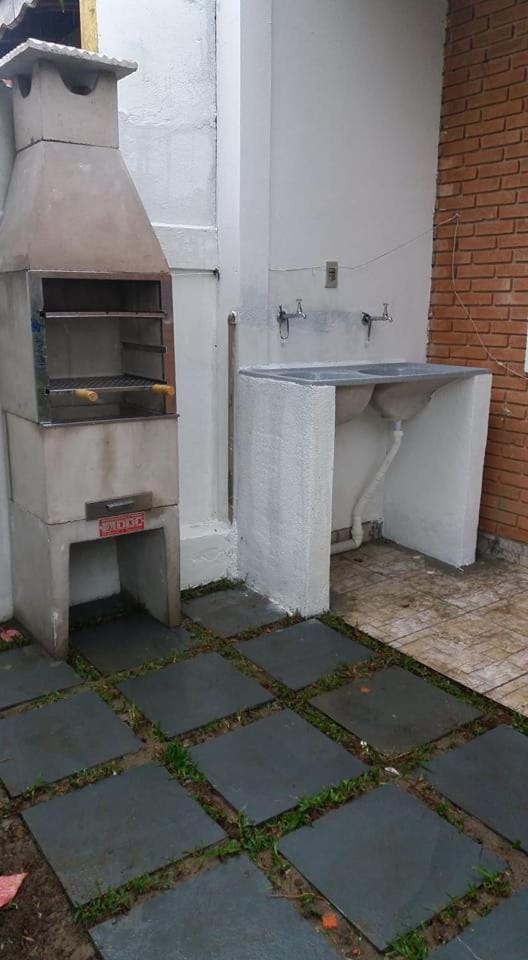 Bertioga pé na areia com piscina no Cantão do Indaiá House in Bertioga