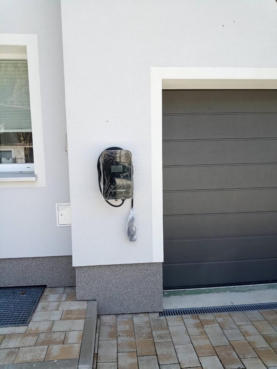 Property building, Parking