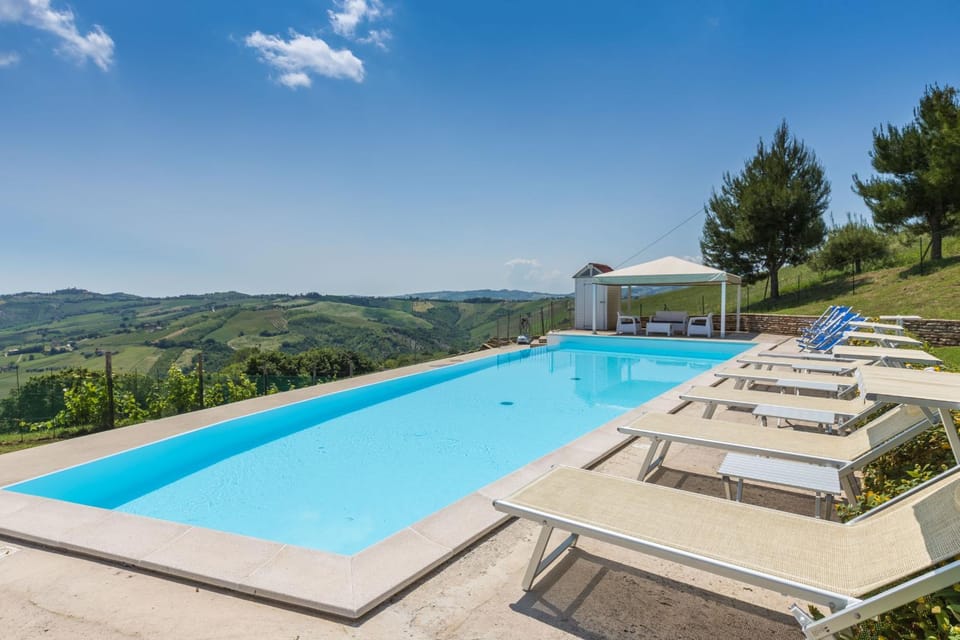 Mountain view, Pool view, Swimming pool, Swimming pool