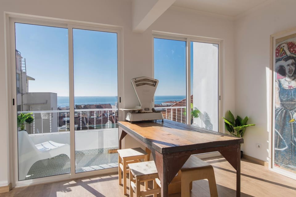Balcony/Terrace, Living room