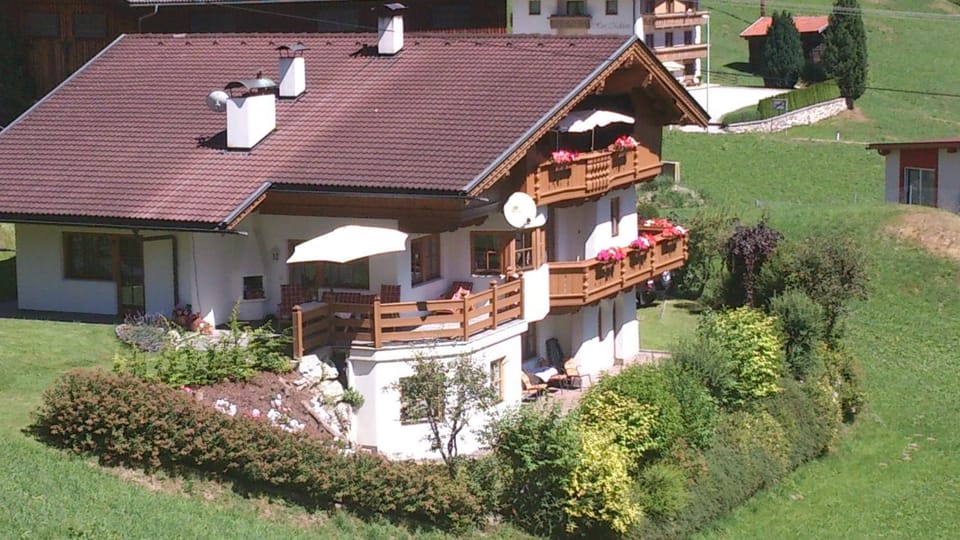Landhaus Maria Apartment in Tyrol