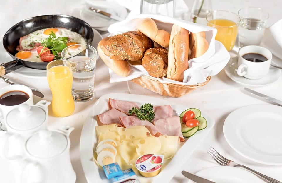 Restaurant/places to eat, Breakfast