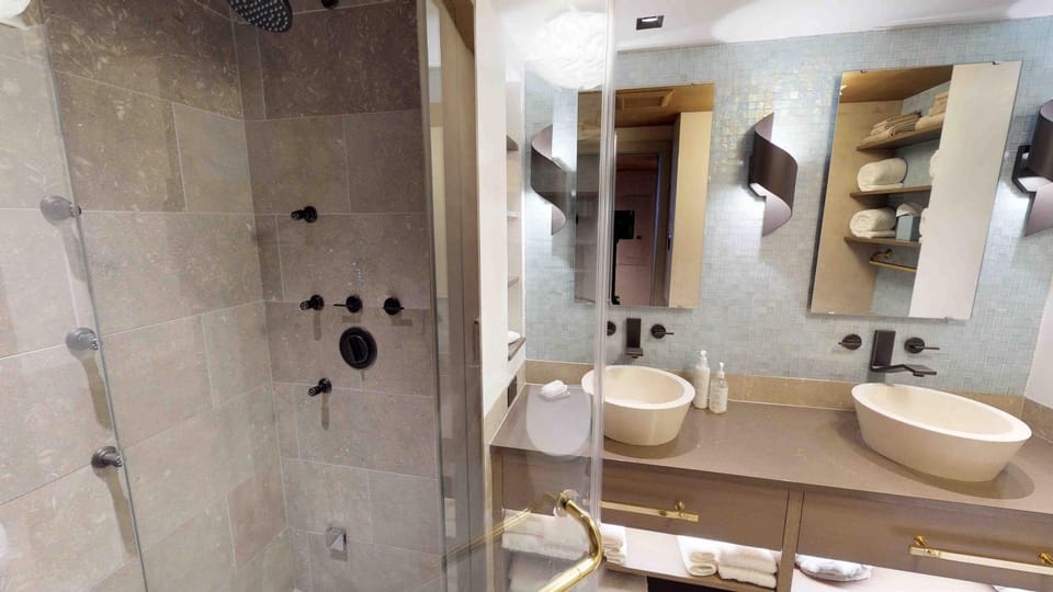 Shower, Bathroom
