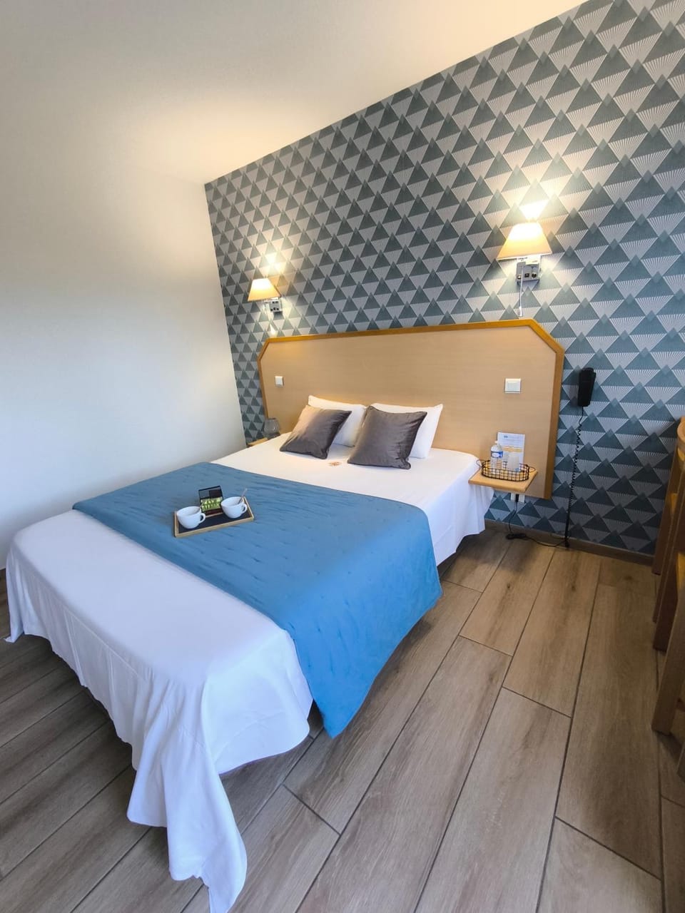 Hôtel Le Laury's-hôtel calme proche de Rodez avec parking privé gratuit-Arrivée après 20h possible via borne automatique Hotel in Auvergne-Rhône-Alpes