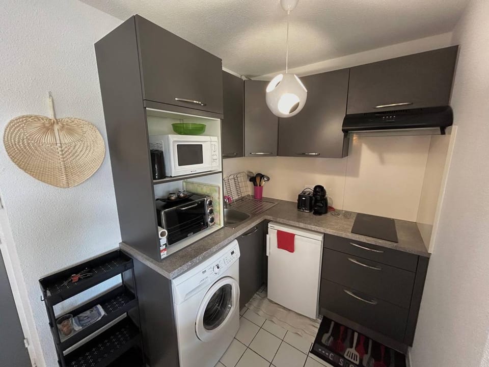 T2 cabine 4 pers. près plage, parking, vue port - Argelès - FR-1-388-90 Cabin in Argeles-sur-Mer