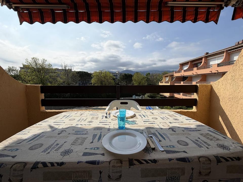 Appartement T2 avec piscine, parking privé, proche plage - 4 couchages - Argelès-sur-Mer - FR-1-388-8 Apartment in Argeles-sur-Mer