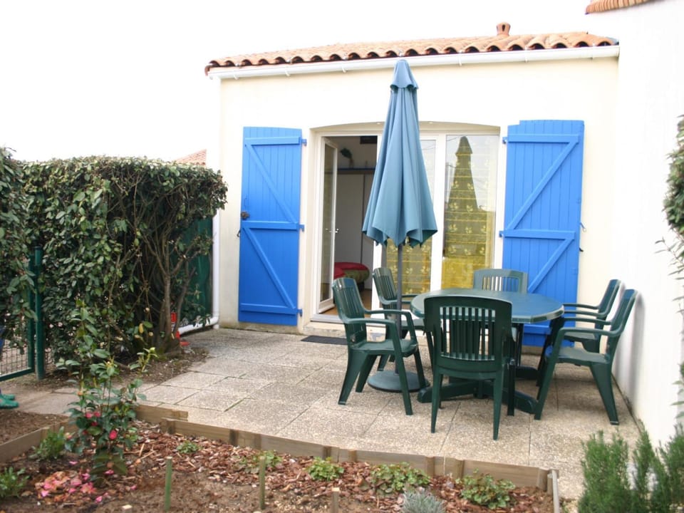 Maison proche plage avec jardin et parking à La Tranche sur Mer - FR-1-22-164 House in La Tranche-sur-Mer