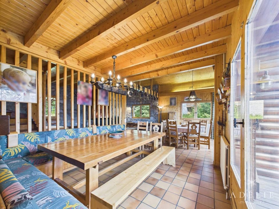 Chalet Savoyard pour 18 pers, proche pistes et commerces, cheminée, balcon, navette gratuite - FR-1-398-582 Chalet in Montvalezan