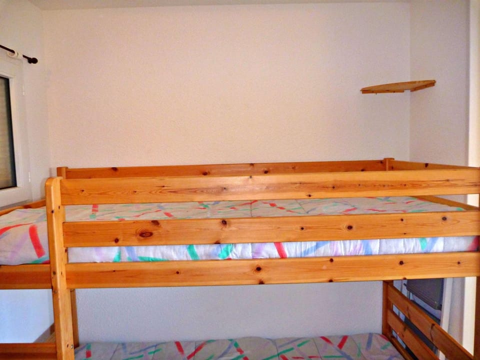Studio cabine cosy avec terrasse, accès direct plage et parking privé, 2-4 pers, animaux ok - FR-1-387-139 Cabin in Marseillan