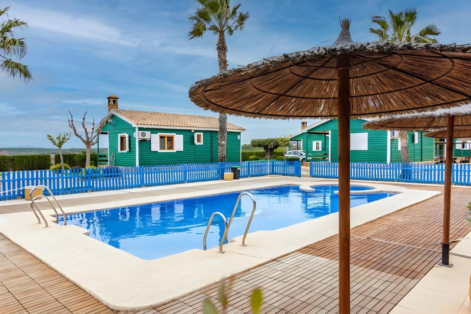 Property building, Swimming pool