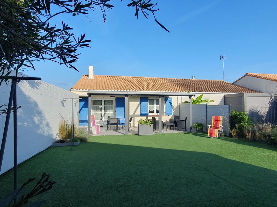 Maisonnette proche du bourg, 5 pers, jardin - FR-1-476-84 House in La Faute-sur-Mer