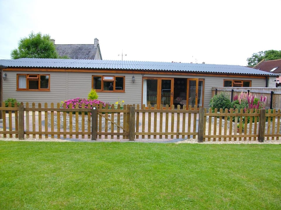 The Old Cowstall House in Mendip District