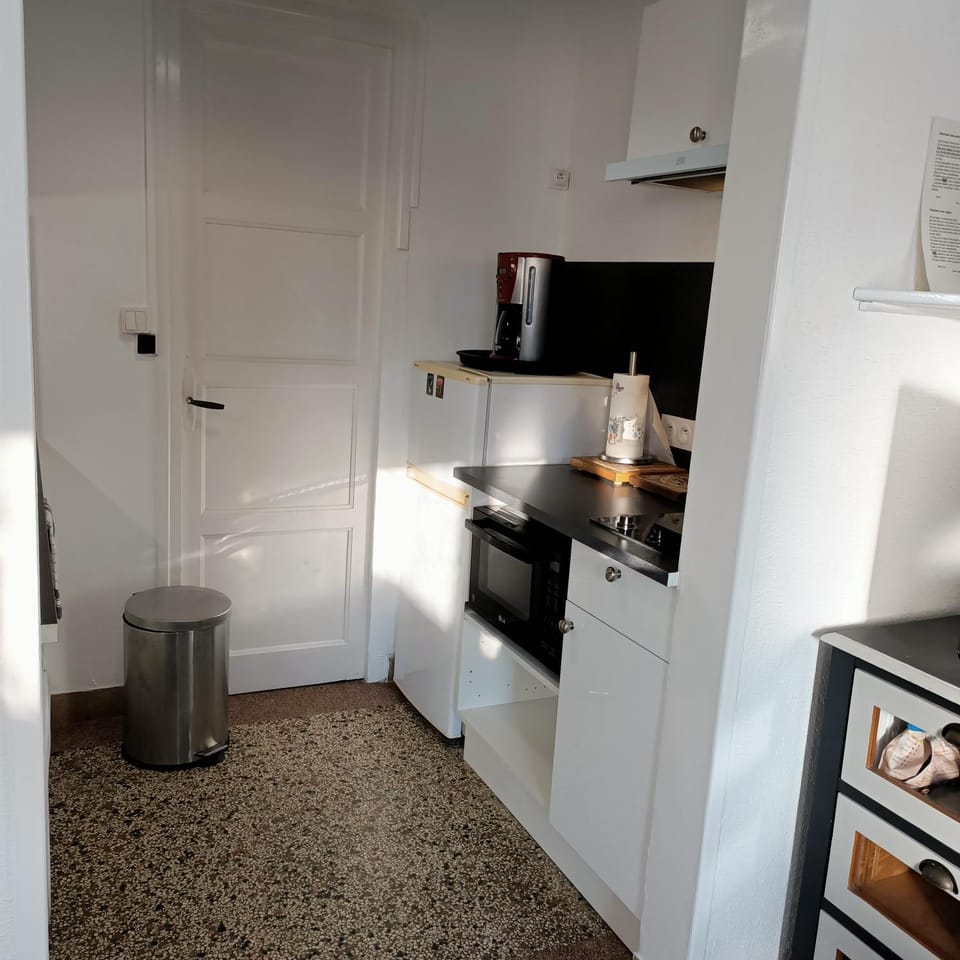 Studio Calme Apartment in Normandy