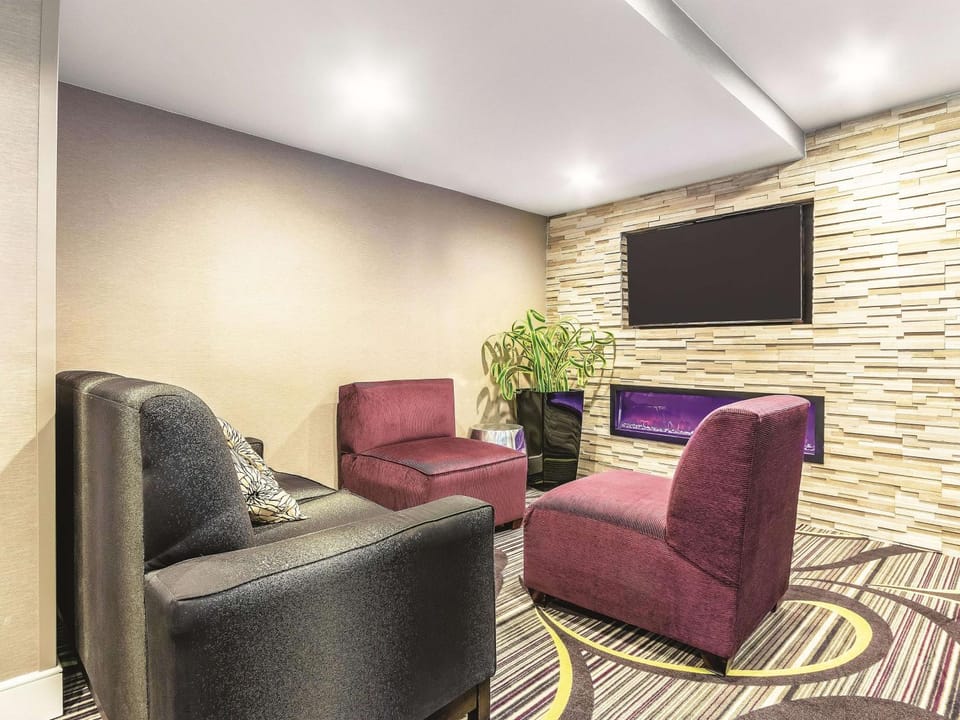 Lobby or reception, On site