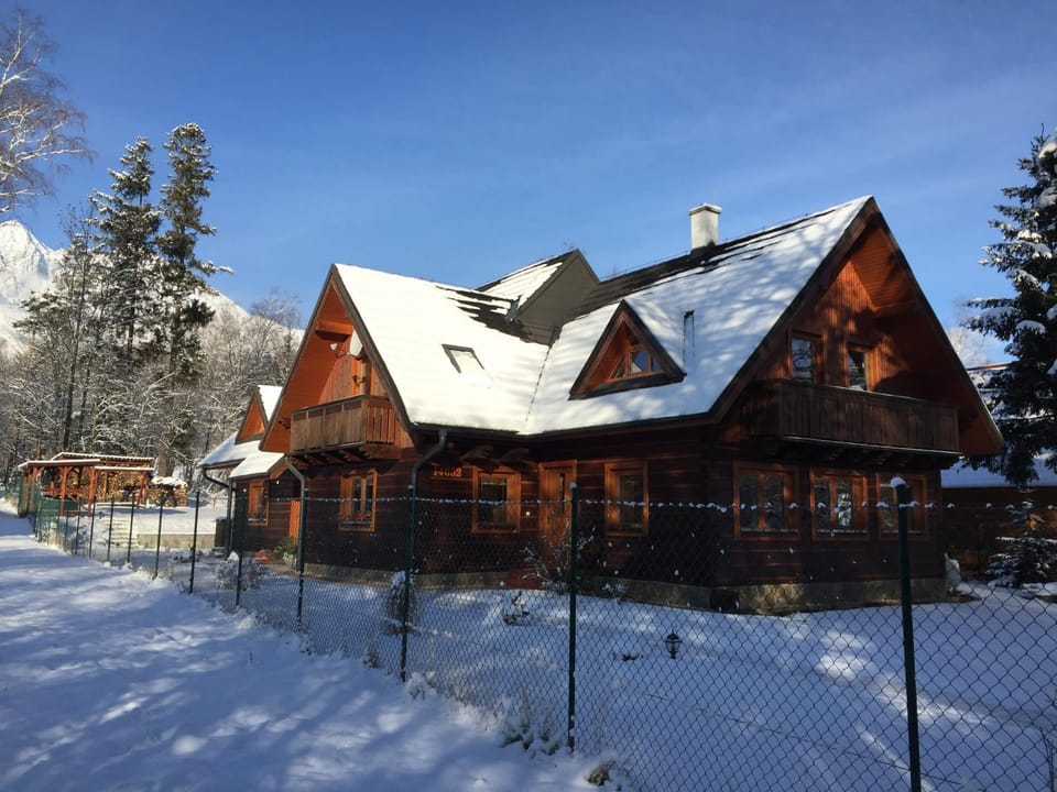Property building, Winter