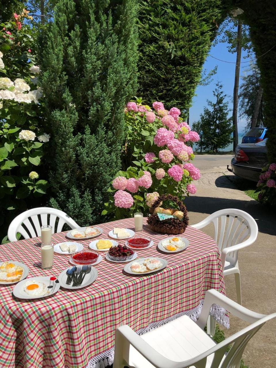 Breakfast