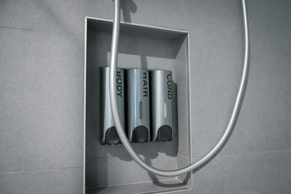 Tilbury Inn Hotel in Eagle Rock