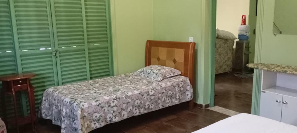 hospedagem quarto suite n1 casa da wal Vacation rental in State of Goiás