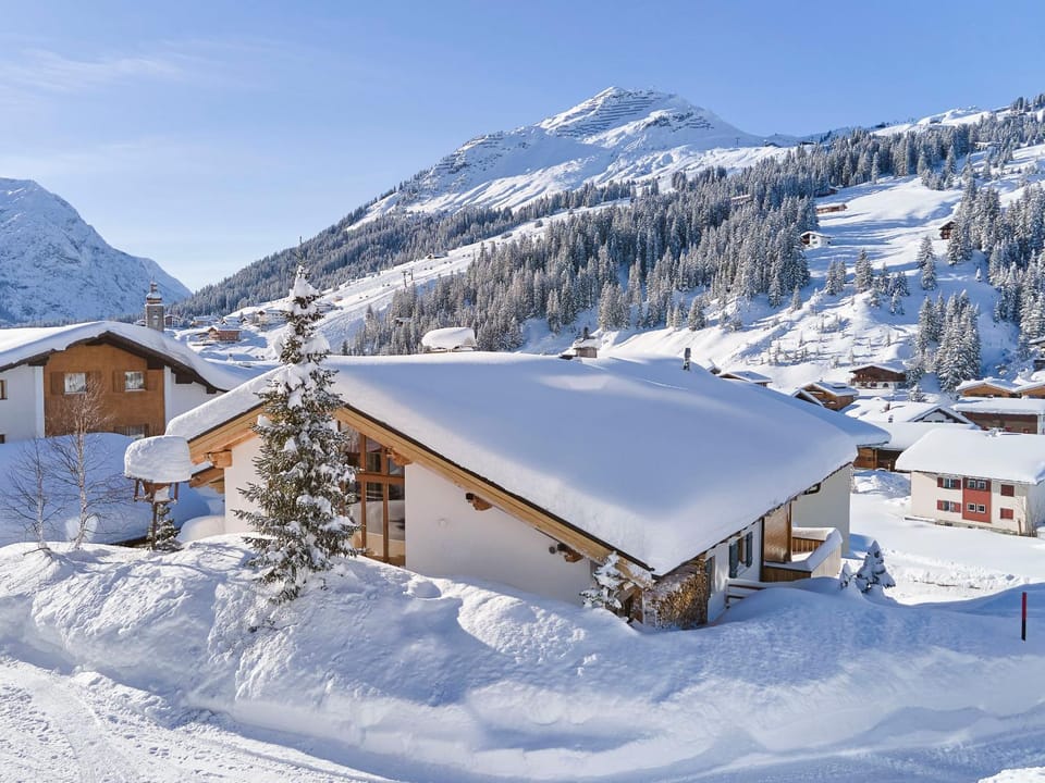 Property building, Winter