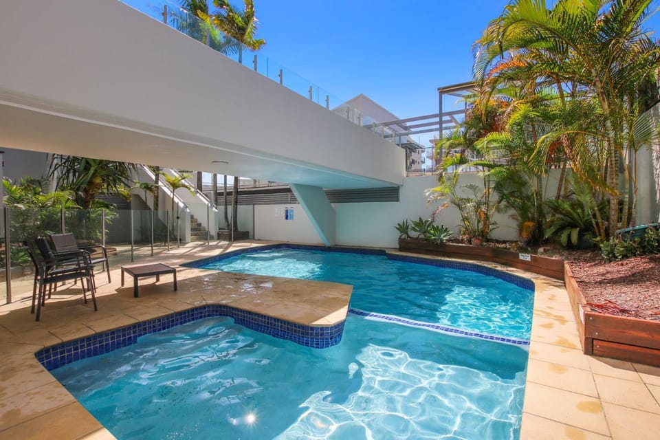 Monterey Lodge Unit 16 27 Warne Terrace Kings Beach Apartment in Sunshine Coast