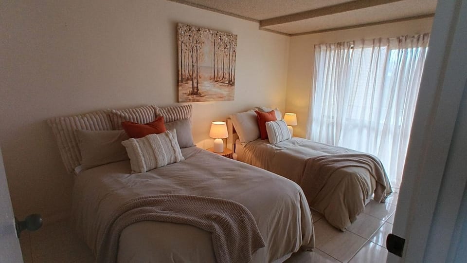 Lowanna Unit 10 24 Bulcock Beach Esplanade Bulcock Beach Apartment in Golden Beach