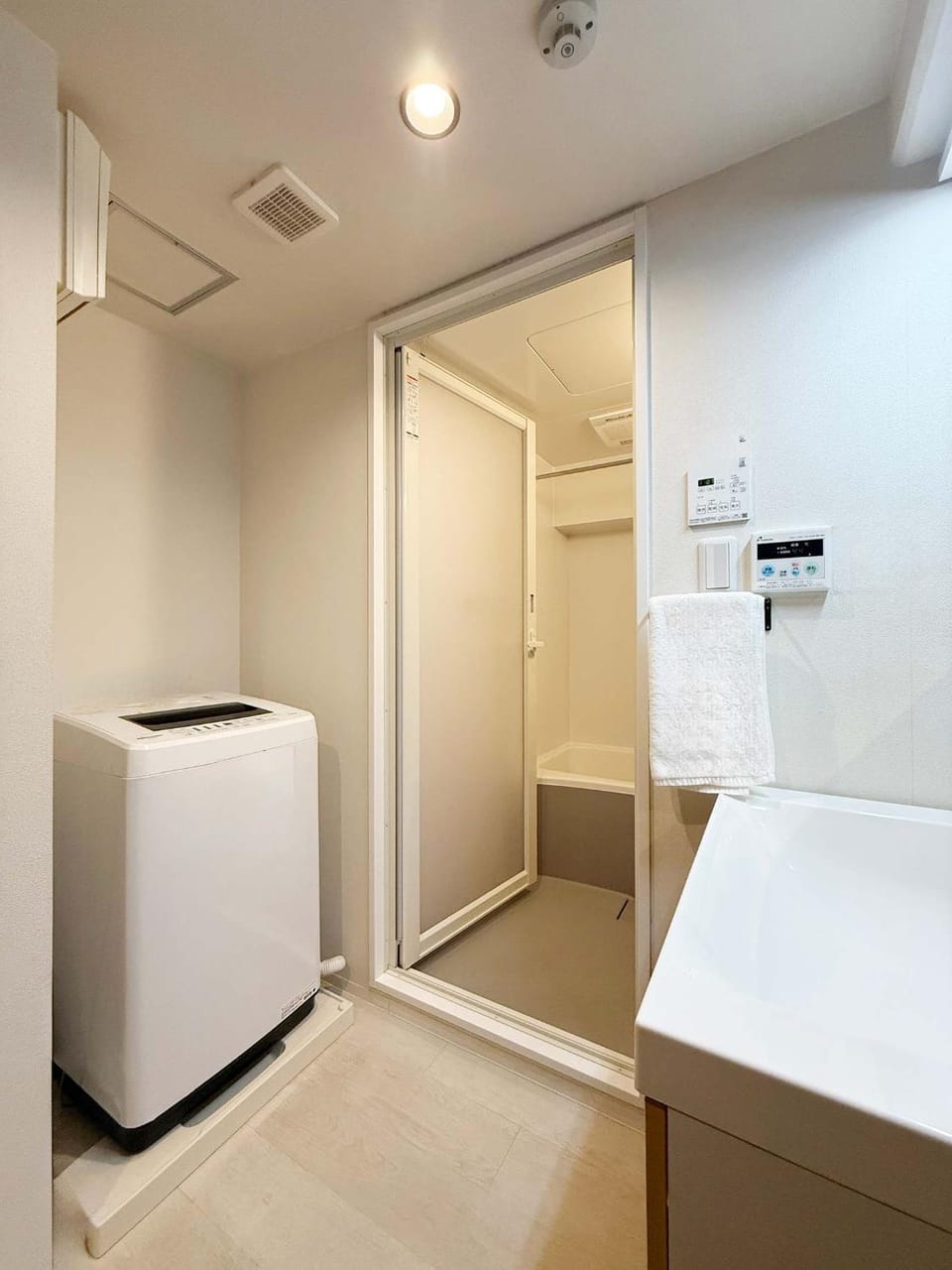 Origaminn 702 by b hotel - 5 mins PeacePark Apartment in Hiroshima