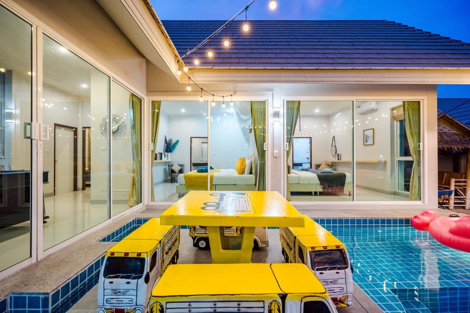 M4 Billion Pool Villa Cha-am Villa in Thailand