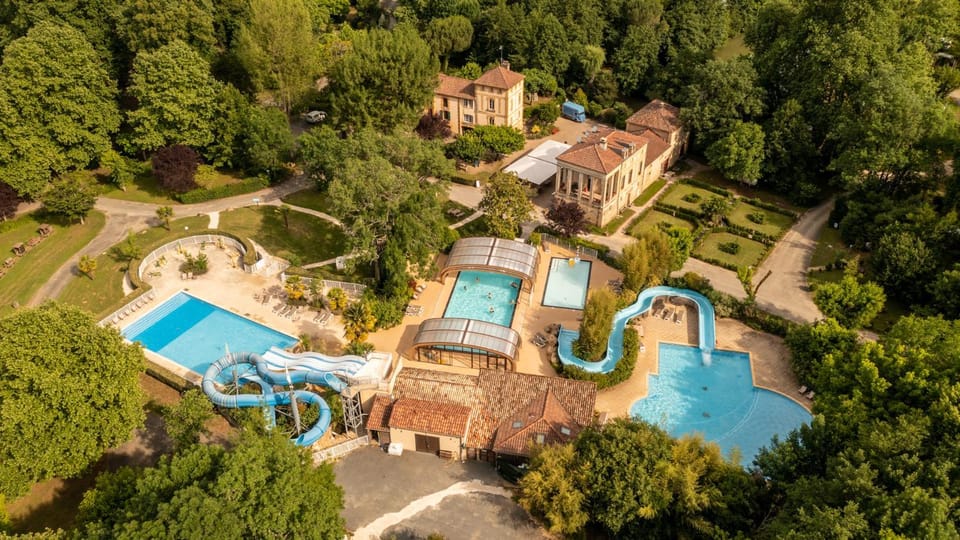 Aqua park, Swimming pool