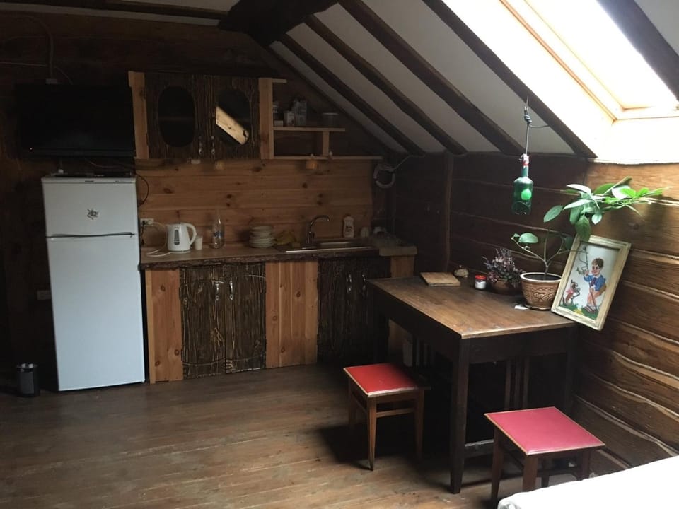 "Волчья хижина" Bed and Breakfast in Ukraine