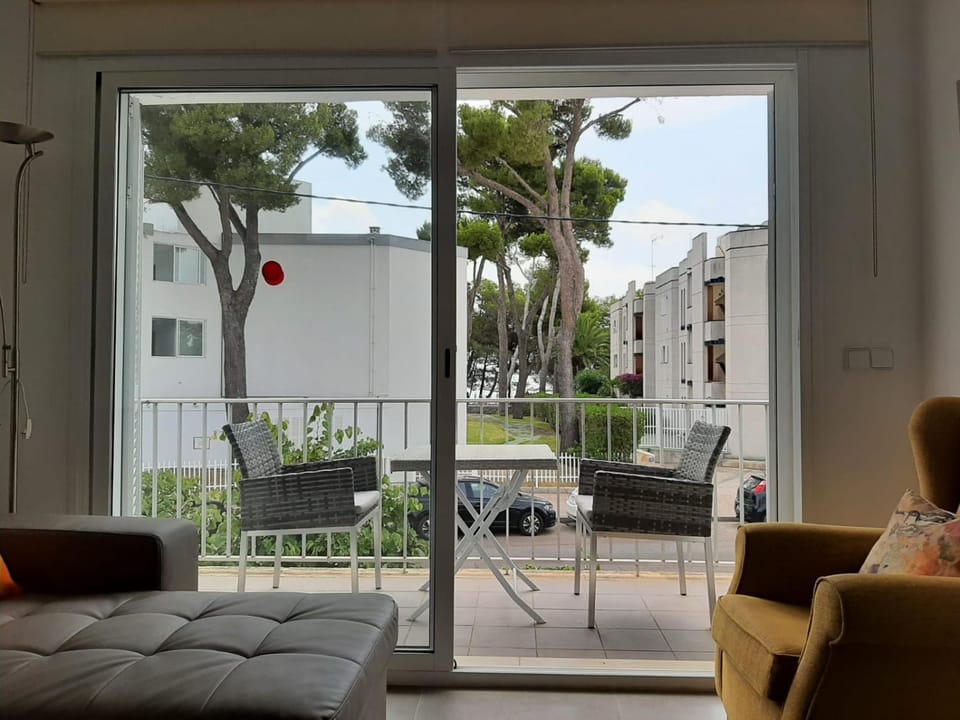 Patio, Balcony/Terrace, Seating area