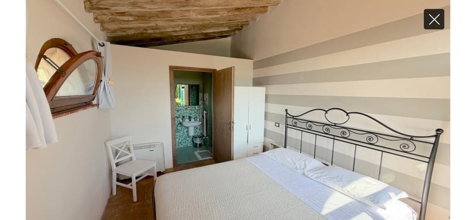 Casa Vacanze "Casale al Pino" Country House in Tuscany