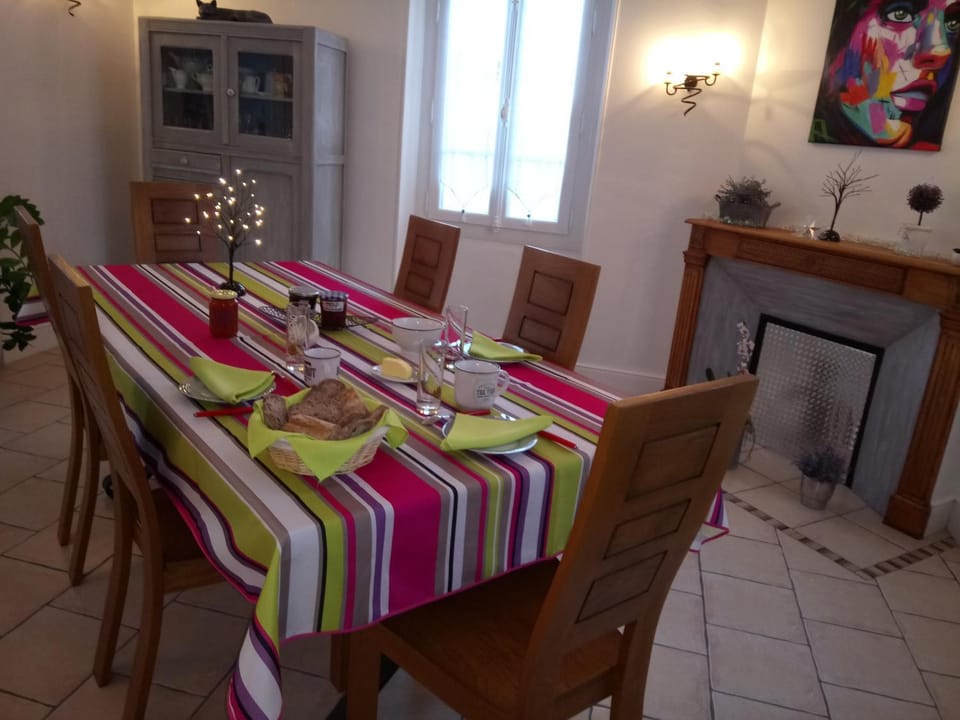 Chambres d'hôtes Toulaho Bed and Breakfast in Occitanie