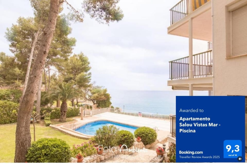 Logo/Certificate/Sign, Pool view, Sea view, Swimming pool, Certificate/Award