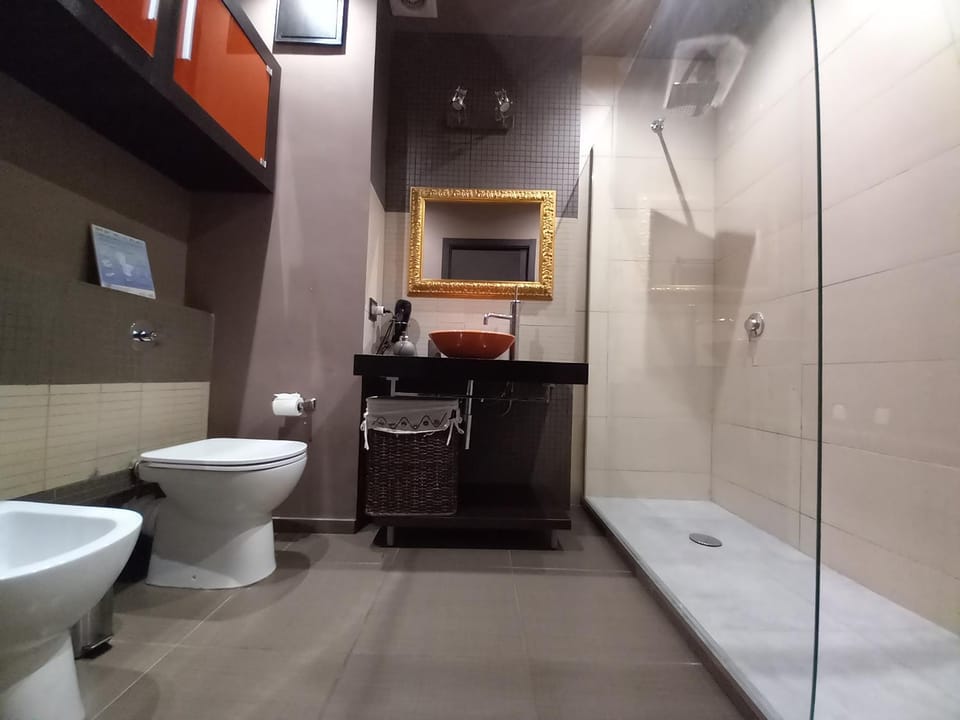 Toilet, Bathroom